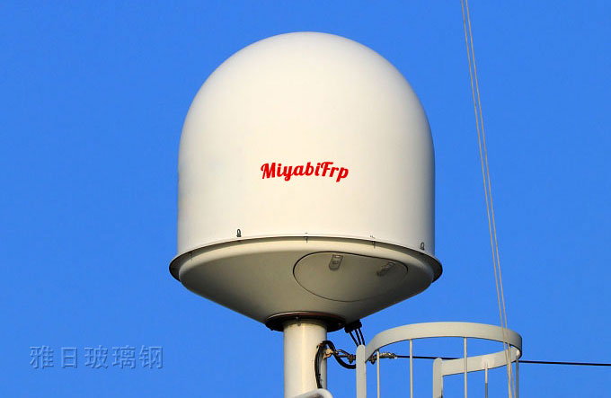 玻璃鋼GPS天線罩590型(圖2) GPS天線罩安裝實(shí)物圖